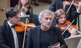 Klaipėdoje liejosi lūpinės armonikėlės trelės