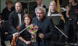 Klaipėdoje liejosi lūpinės armonikėlės trelės