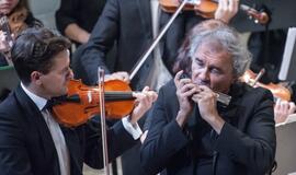 Klaipėdoje liejosi lūpinės armonikėlės trelės