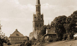 Klaipėdos katedros šviesos beieškant