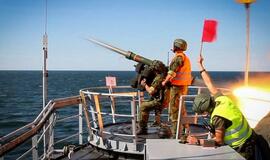 Pratybose „Gintarinė strėlė“ kariai naikins oro taikinius virš Baltijos jūros