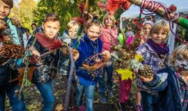 Savaitgalį Žemaitijoje šeimų festivalyje „Miško burtai 2019“ siaus laumės ir kaukai