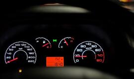 Jau galima pildyti dokumentus dėl 1 tūkst. eurų paramos keičiant automobilį