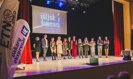 "Išlįst į šviesą" akimirkos