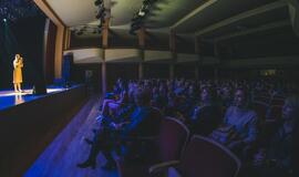 "Išlįst į šviesą" akimirkos