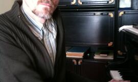 Pianistų rengimo tarptautiniams konkursams papildomas aspektas: atviros meistriškumo paskaitos ir pamokos