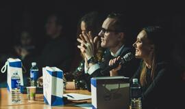 "Išlįst į šviesą" akimirkos