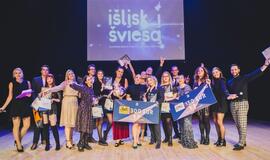 "Išlįst į šviesą" akimirkos