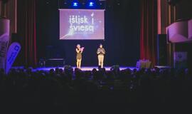 "Išlįst į šviesą" akimirkos