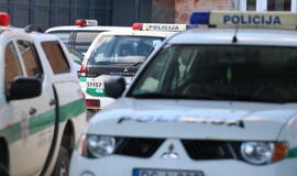 Sukčius, apsimetęs "pareigūnu", pasisavino senjorės santaupas