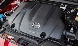 „X“ faktorius: ar revoliucinis „Mazda Skyactiv-X“ prailgins vidaus degimo variklio amžių