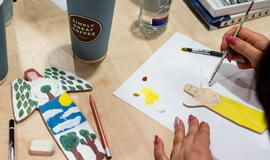 Klaipėdoje moteris pradžiugino akcija „Padovanok suknelę“