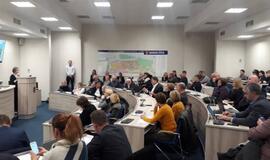 Pristačius bendrąjį planą, ant plauko pakibo prekybos centrų ateitis?