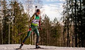 Europos čempionate biatlonininkų estafetė užėmė 13 vietą