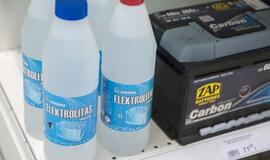 Kodėl šaltą rytą neužsiveda automobilis ir kaip prižiūrėti akumuliatorių?