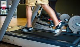 Nuo biuro kėdės - ant bėgimo takelio