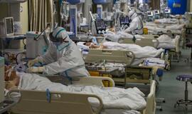 Nuo Kinijos koronaviruso jau mirė 722 žmonės