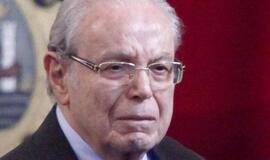 Eidamas 101-uosius metus, mirė buvęs JT generalinis sekretorius Javieras Perezas de Cuellaras