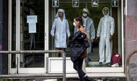 Italijoje per parą mirė rekordiškai daug koronavirusu užsikrėtusių žmonių