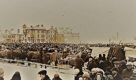 Kaziuko mugė tarpukariu: riestainių kalnai, meduolių slėniai ir mediniai šaukštai