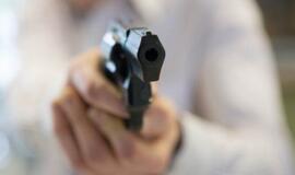 Nusišauti bandęs vyras pataikė į sieną