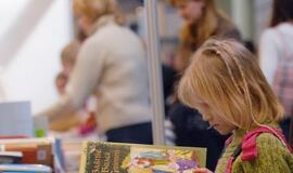 Vaikams reikia skaityti knygas, tai tiesiogiai koreliuoja su raštingumu