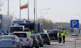 Atvėrusios sienas, Baltijos šalys suerzino Briuselio biurokratiją