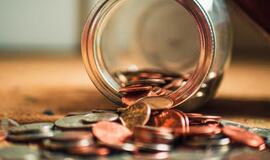 Ekonomistai apie pasikeitusią finansinę gyventojų padėtį: į nugarą alsuoja nepriteklius