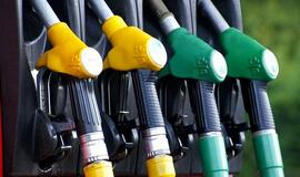 Kiek kainuotų litras degalų, jei nafta atpigtų iki nulio?