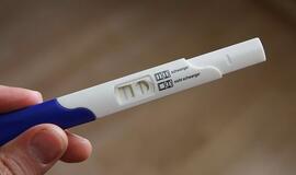 Vaistinėse auga nėštumo testų įsigijimas: ar po karantino sulauksime naujagimių bumo?