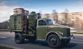 Automobiliai prieš 50 metų: be saugos diržų, užvedimas – kojomis