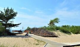 Paplūdimiuose atnaujintos neįgaliesiems skirtos apžvalgos ir poilsio aikštelės