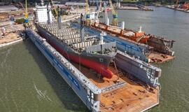 AB „Vakarų laivų gamykla“ įmonių grupei priklausantis didžiausias dokas Baltijos šalyse remontui priėmė pirmąjį laivą