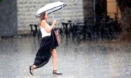 Lietuvą skalaus stiprūs lietūs