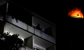 Naktį kilo gaisras bute