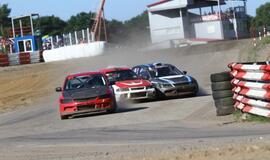 Vilkyčiuose finišavo dvi dienas trukusi ralio kroso fiesta