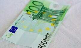 100 eurų