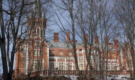 Lentvario dvare – politiko vaiduoklis