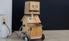 Robotai, virtuali realybė ir neišdildomi įspūdžiai