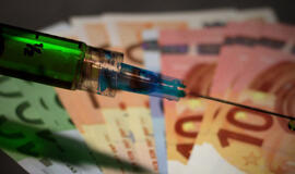 Vakcinos kūrimui Lietuva skirs 2,5 mln. eurų