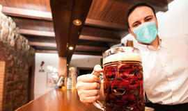 Barai jau pradėjo registruoti klientus