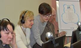 Ką internete veikia senjorai?