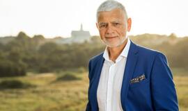 Klaipėdos rajono meras Bronius Markauskas sveikina mokytojus su Tarptautine mokytojų diena