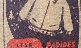 Kai buvo draudžiama važiuoti virš traukinių