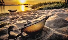 Indijoje sukčiai įkalbėjo gydytoją įsigyti „Aladino lempą“ už beveik 100 000 JAV dolerių