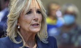 Išrinktojo prezidento žmona Jill Biden: „Velniškai kieta ir ištikima