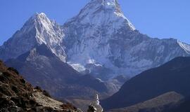 Atlikus naujus matavimus, Everestas „ūgtelėjo“ 86 cm