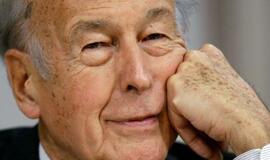 Buvęs Prancūzijos prezidentas Žiskar Destenas mirė nuo COVID-19