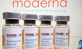 JAV pavirtino antrąją, „Moderna“, vakciną nuo COVID-19