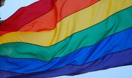 Latvijos arkivyskupas ragina sukurti teisines galimybes gėjų poroms